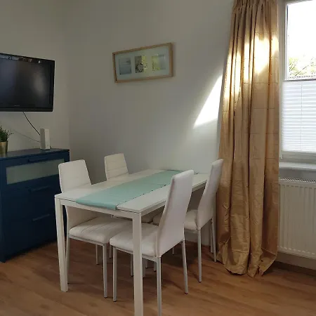 Apartment Apartament Okrzei 12 *